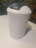 WC-Kübel weiss