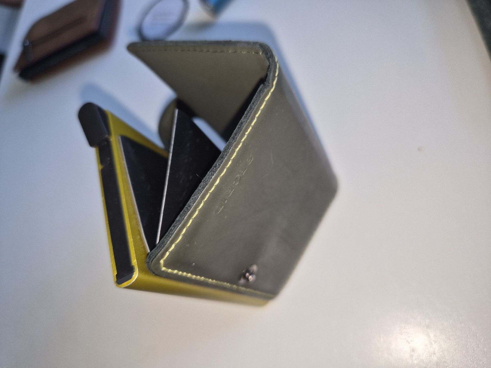 Portefeuilles: Secrid Wallet – D'occasion à Rheineck par dejavou69