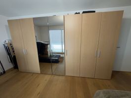Kleiderschrank Jutzler 7-türig + Spiegeltüren Buchenoptik
