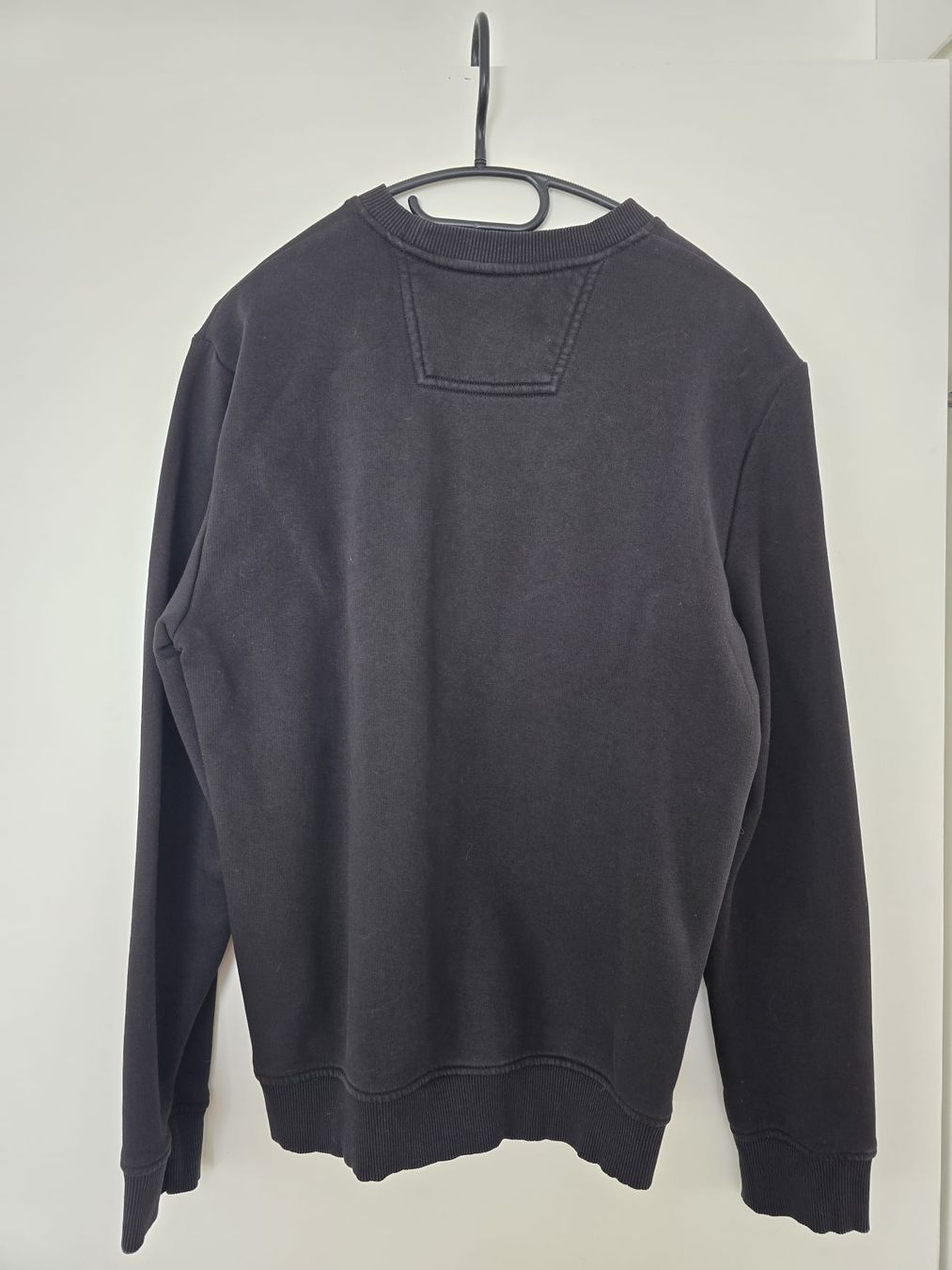Calvin Klein Maglioni & Felpe: 👕 Calvin Klein Pullover schwarz – Usato da Gommiswald venduto da foundandreloved 1