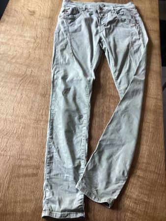 GANG HOSE GR.28 oliv/khaki/lindgrün / W28