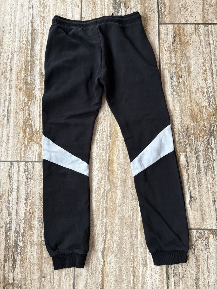 C&A Pantaloni: Trainerhose C&A Grösse 158 – Usato da Nürensdorf venduto da Yellowstone09 1