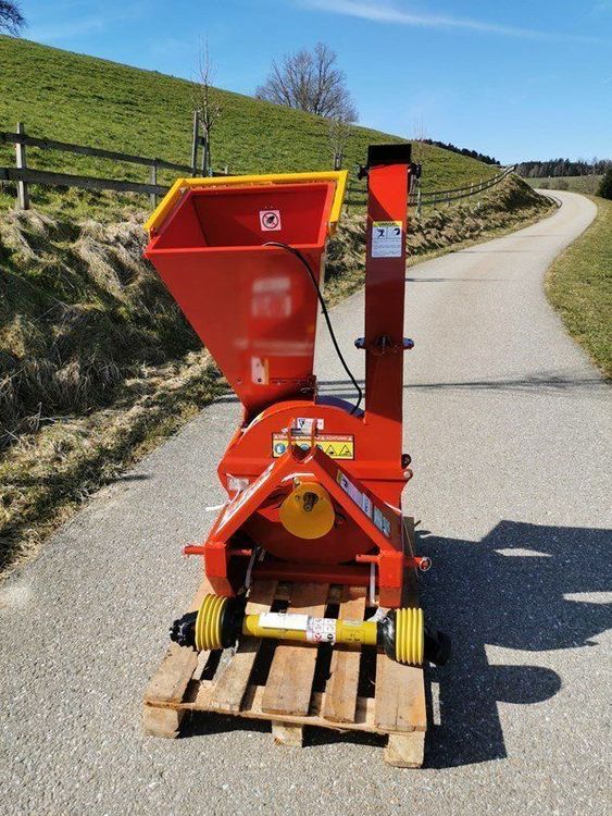 Häcksler Holz RPS-120 (27 PS) Holzschredder Holzhacker Schredder
