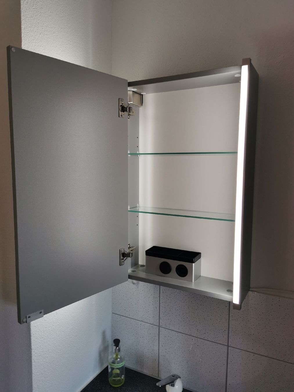 Mobili per bagno: Waschtisch mit Waschbecken  – Usato da Urswil venduto da Figugegu2 5