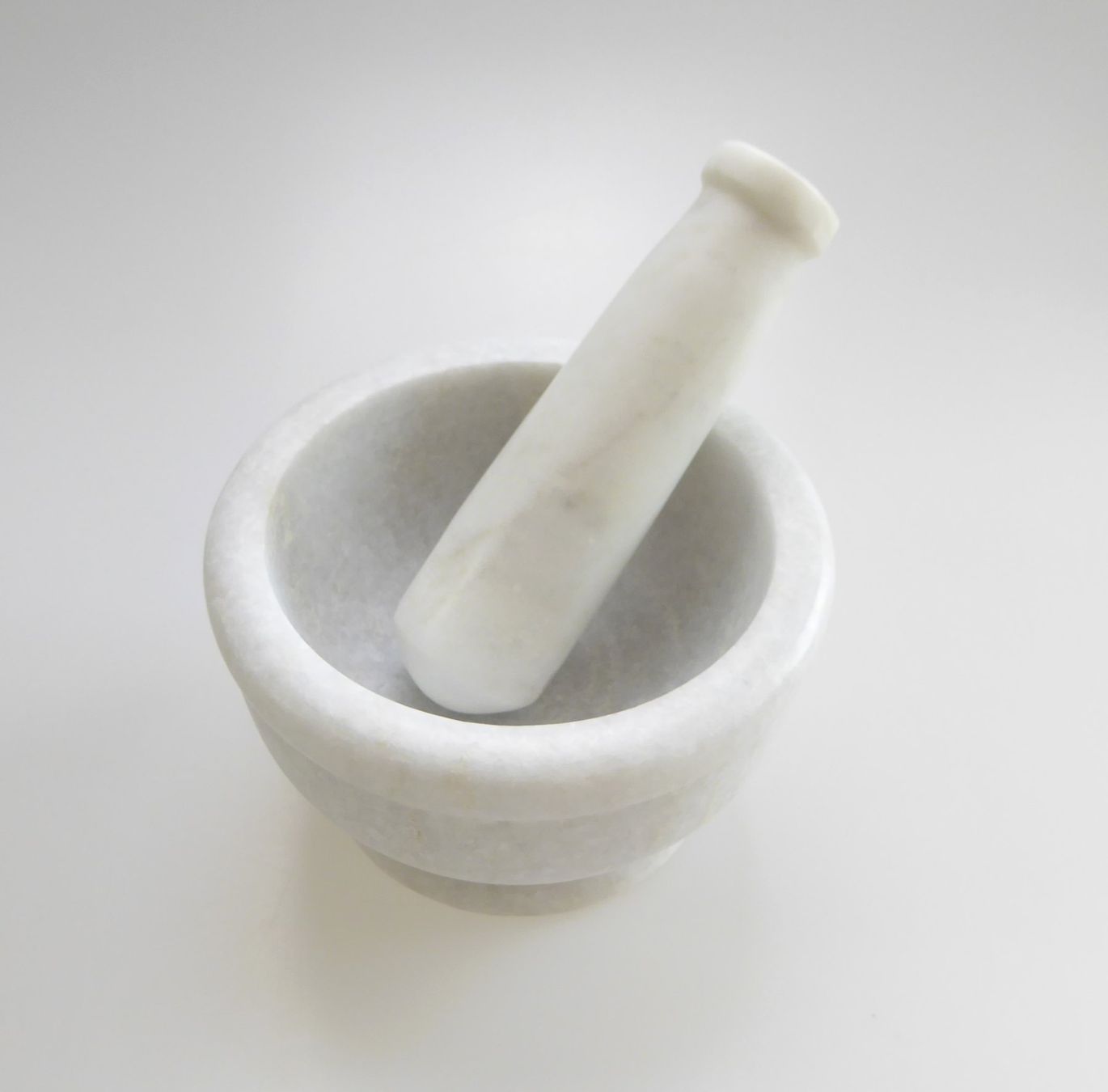 Autres pour cuisiner & mitonner: Mörser - Marmor  weiss – Neuf avec emballage d'origine à Mauren par Yeelen