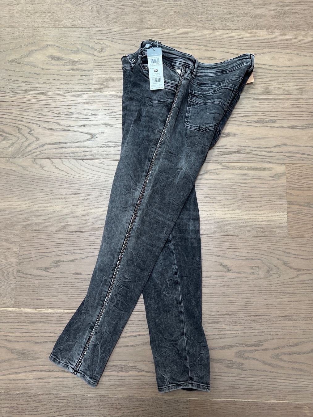 Jeans: Jeans Betty & Co Gr.40 - Neu – Nuovo e nell'imballaggio originale da Visp venduto da bluenero 2