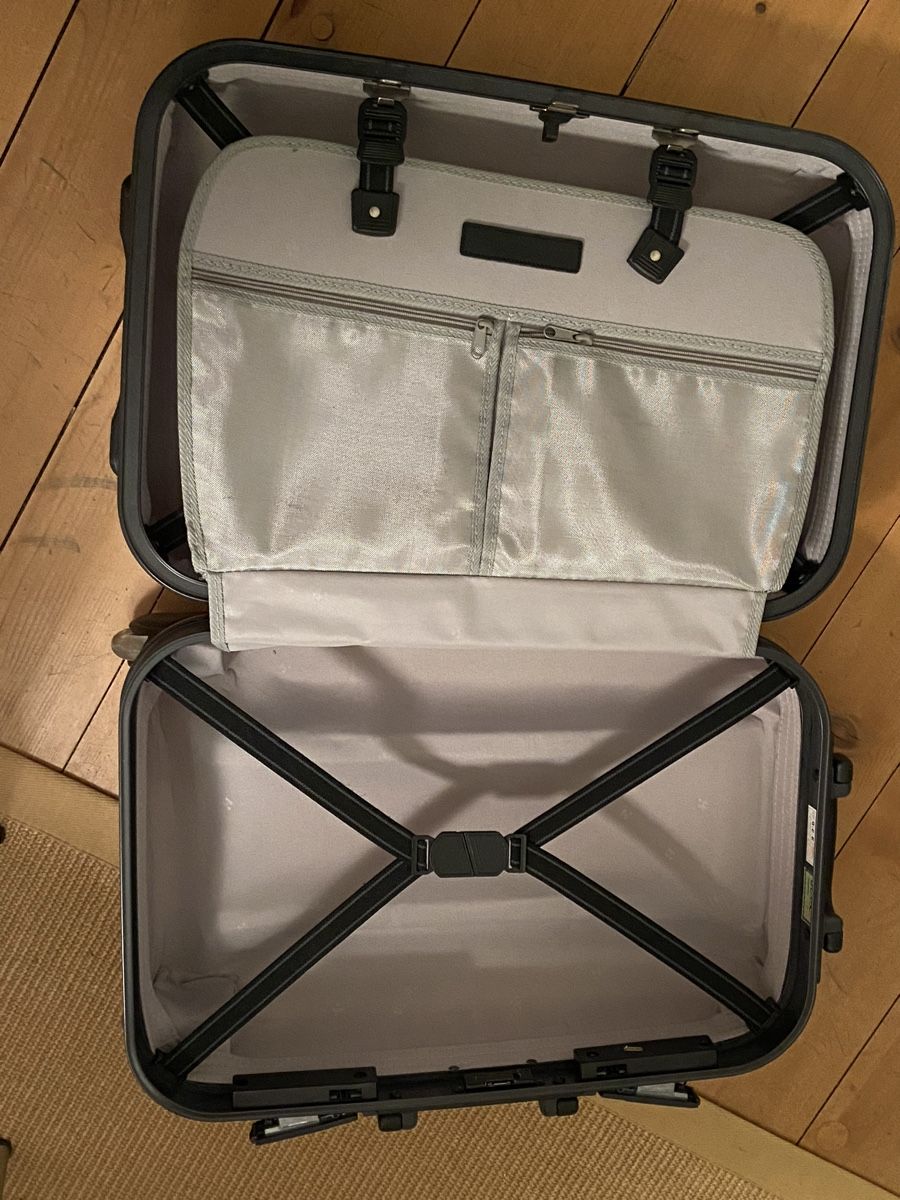 Valises de voyage: Koffer/Trolley Zebraoptik – D'occasion à Lüscherz par channad 2