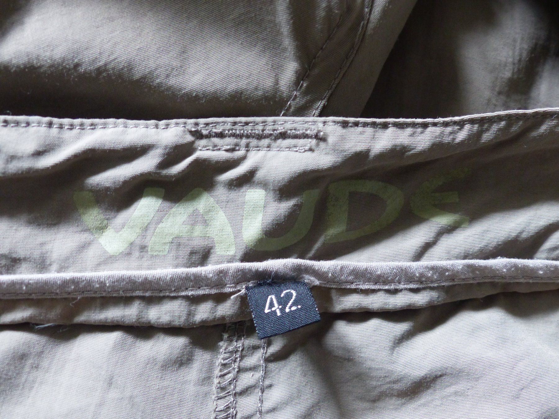 Vaude Hosen: VAUDE Outdoor-/Wander-Freizeithose Gr. 42 / 3/4 – Gebraucht aus Ostermundigen von Phoenix64 6