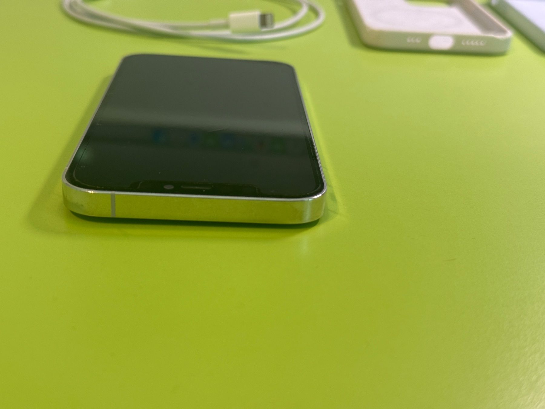 Apple Telefoni cellulari / Smartphones: iPhone 12 Pro silver 128 GB mit 4 Hüllen – Usato da ZUFIKON venduto da SULMI01 4