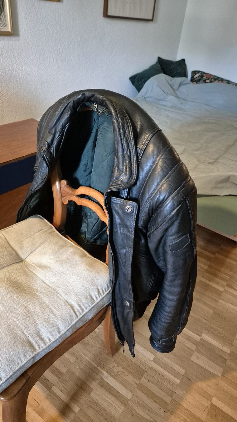 Jacken: Motorradjacke Leder, Lederjacke Grösse L – Gebraucht aus Winterthur von tz1611 1