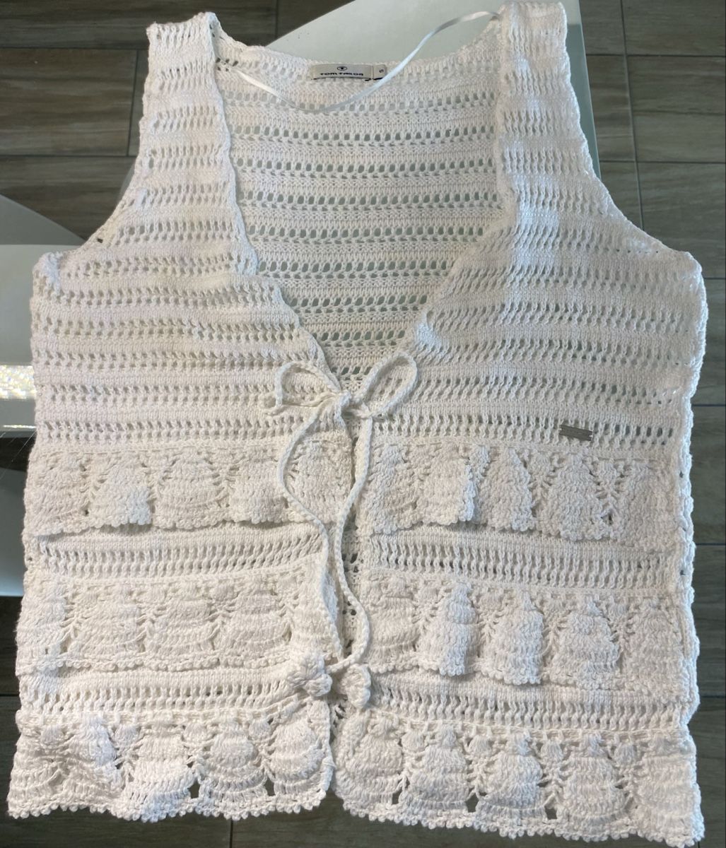 Tom Tailor Gilet & Giacche senza maniche: süsse Häkelweste von Tom Tailor weiss Grösse S – Nuovo (secondo la descrizione) da Hausen AG venduto da corinne_g 2