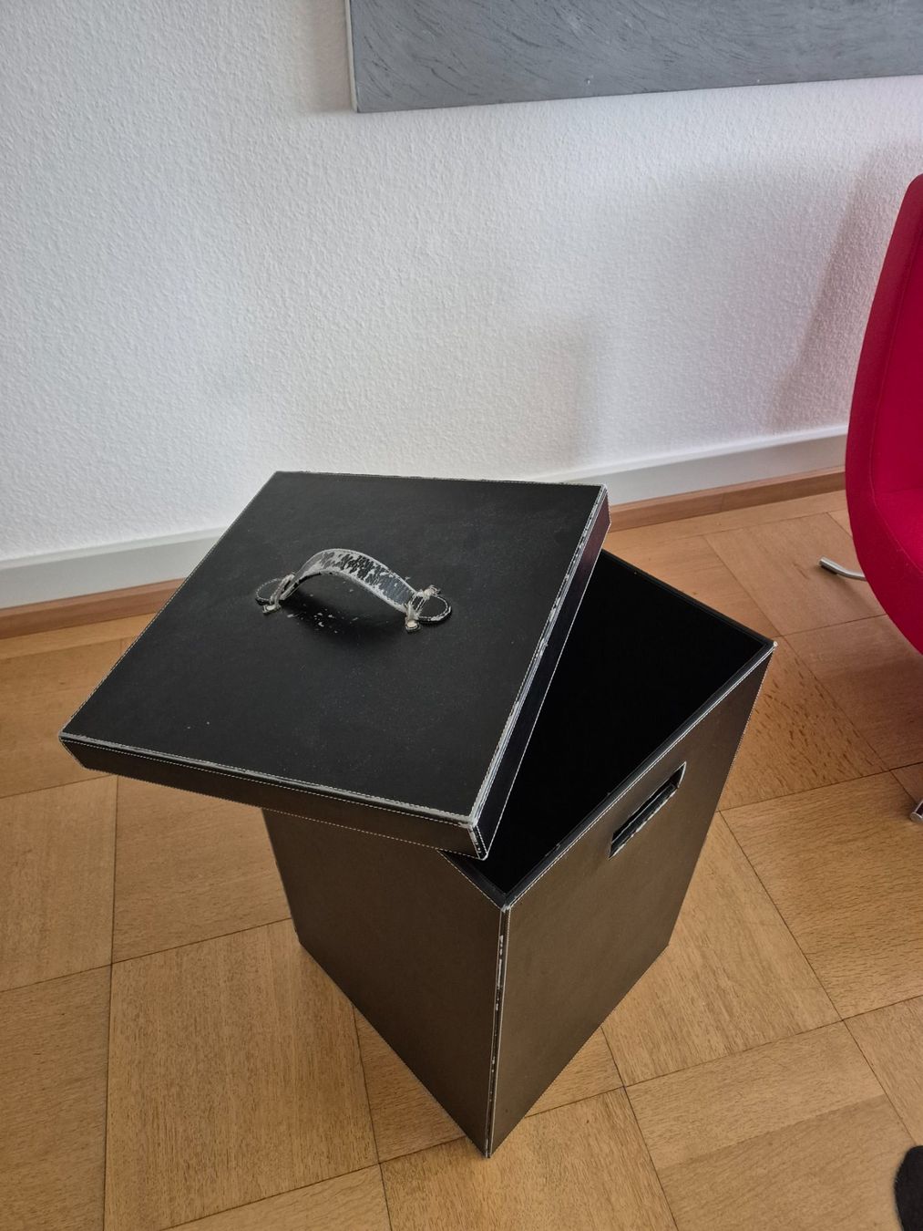 Pfister Autres articles pour la maison: Waschkorb oder Kissenbox – D'occasion à Muri b. Bern par muribern 3