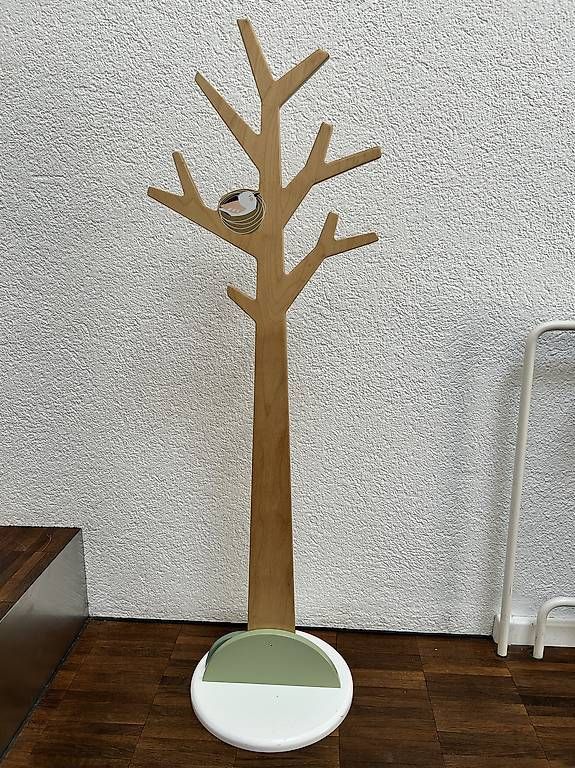 Guardaroba: Tender leaf toys Garderobe – Usato da Deitingen venduto da dan_2fc9