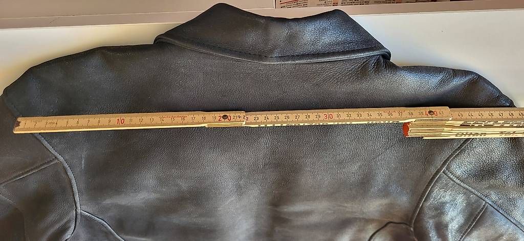 Giacche: Schwarze Lederjacke von Albert Duke – Usato da Neuendorf venduto da roe_v8lf 2