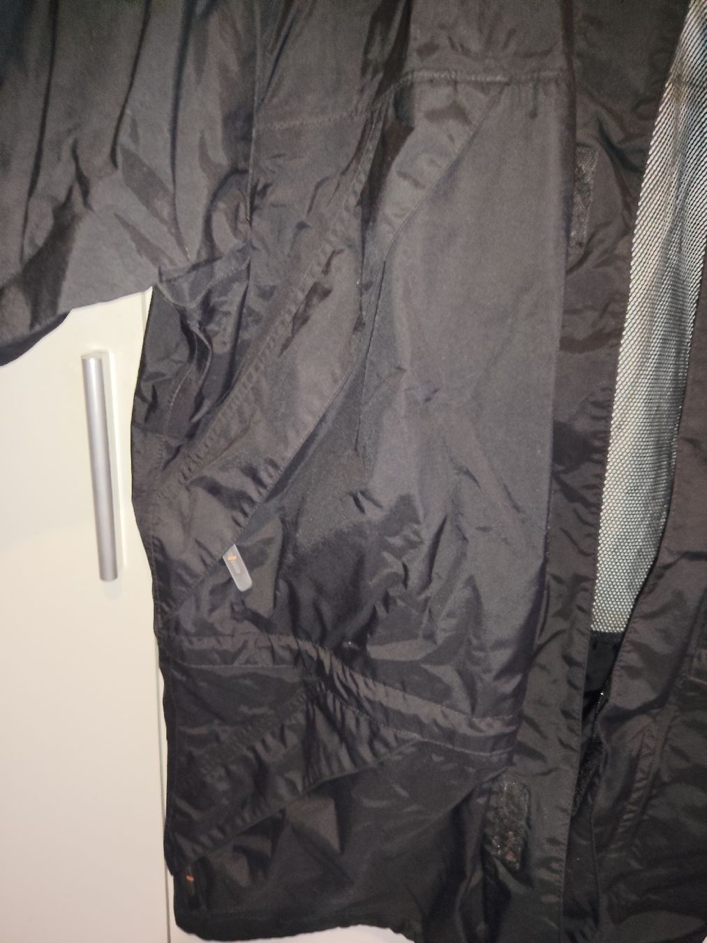Helly Hansen Jacken: Helly Hansen Helly Tech Regenjacke Schwarz XL – Gebraucht aus Rothrist von SiddharthaMoon 6