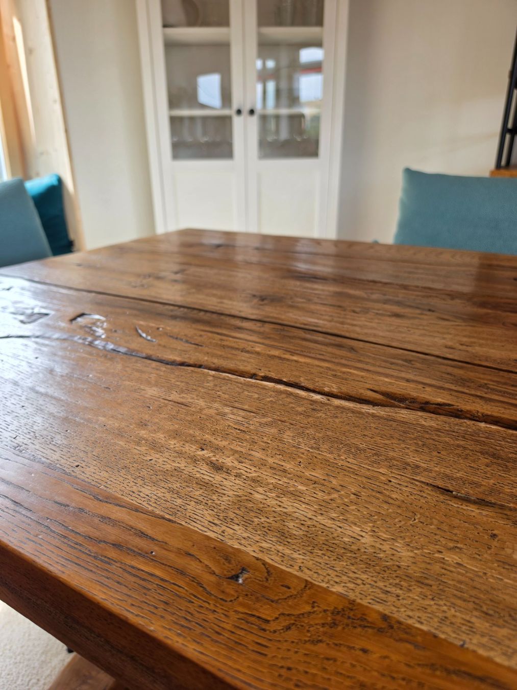 Interio Tables: Massiver Esstisch aus Sumpfeiche – D'occasion à Oberburg par rebco 3