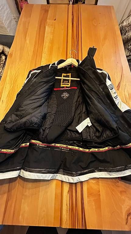 Jacken: Held GoreTex Motorradjacke in Grösse XL ab 1 Fr. – Gebraucht aus Fläsch von Dergrenzer 2