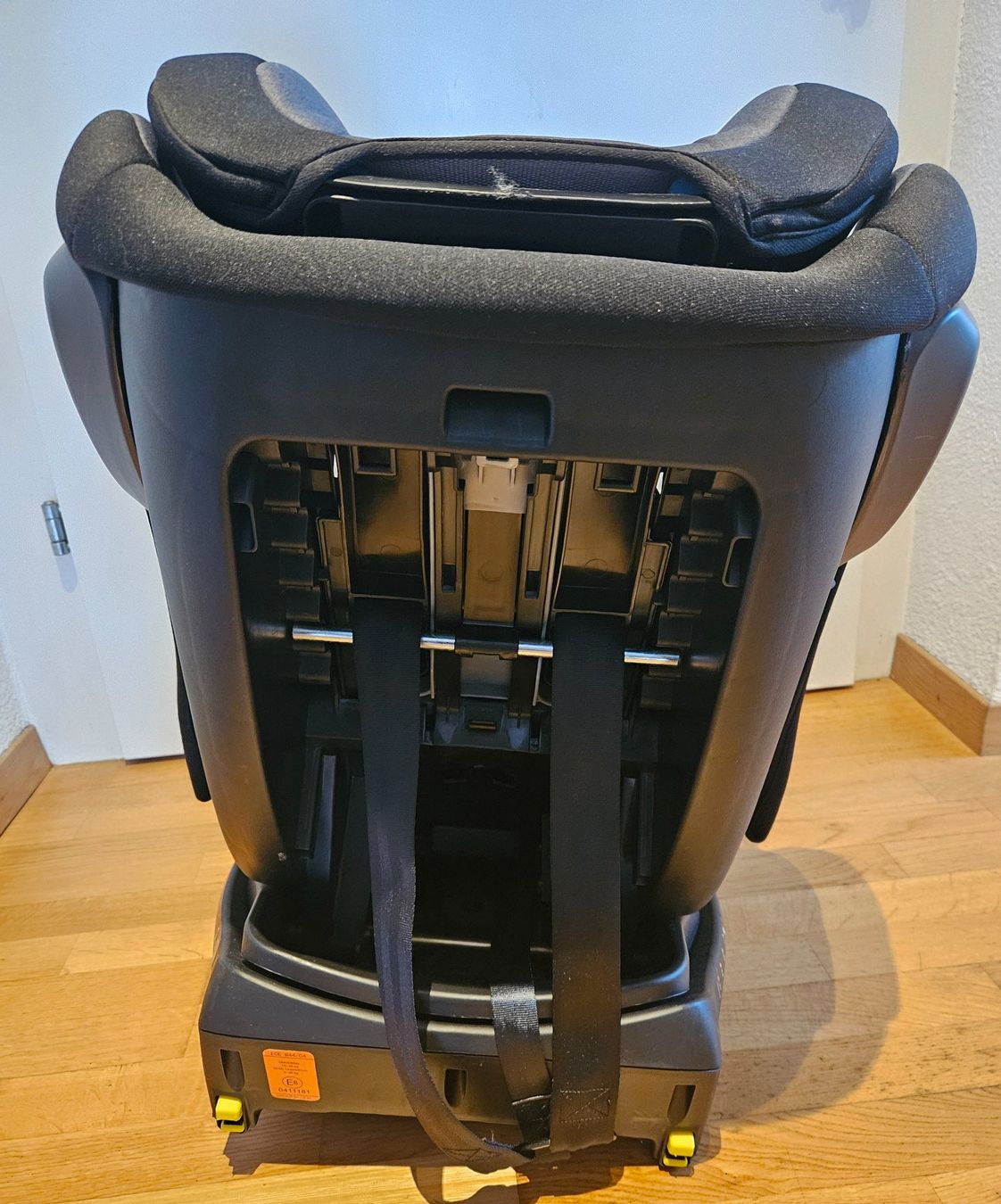 Seggiolini per auto: Auto Kindersitz EvolveFix 0-36kg inkl. Isofix – Usato da Utzenstorf venduto da and_c8wy 3