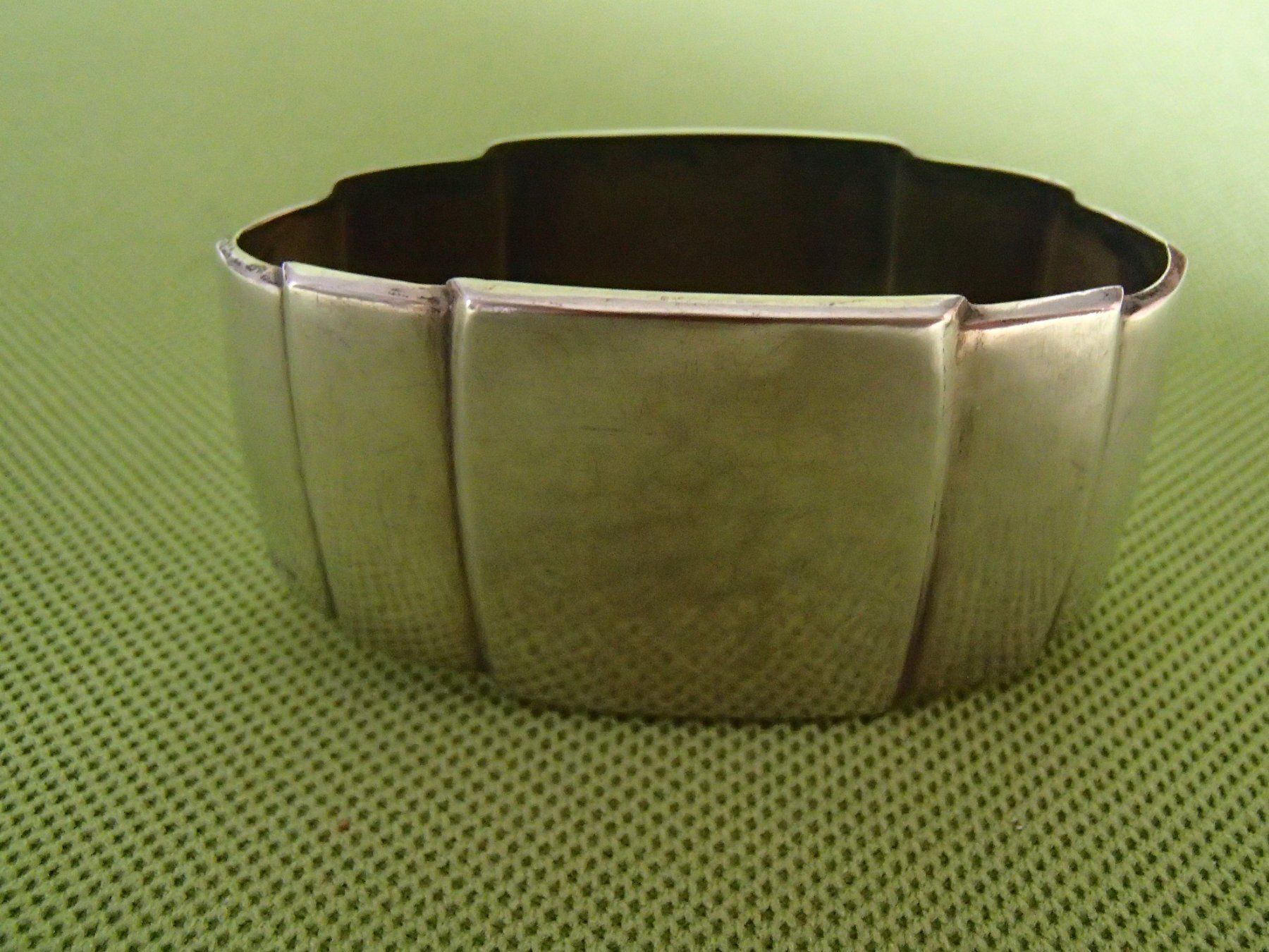 Set di piatti: versilberter Art Deco Serviettenring EW – Usato da Schöfflisdorf venduto da pullux 4