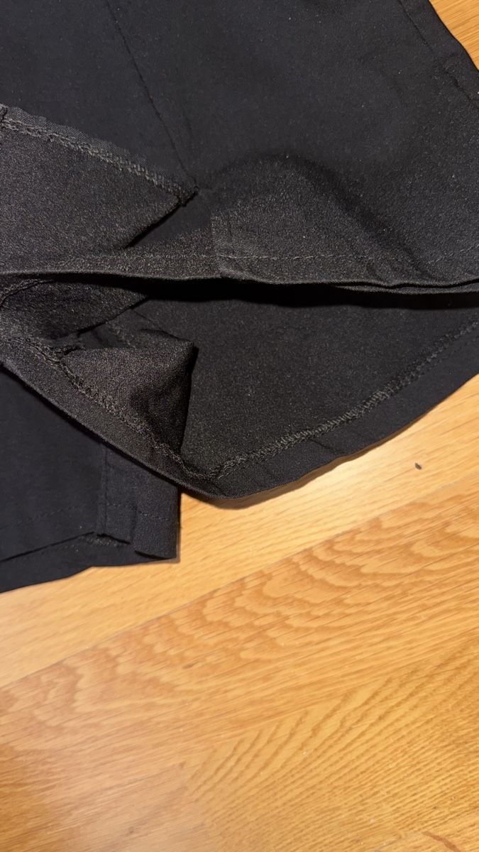 H&M Hosen: Shorts mit Schösschen H&M, 36 – Gebraucht aus Gümligen von morticiaaddams 1