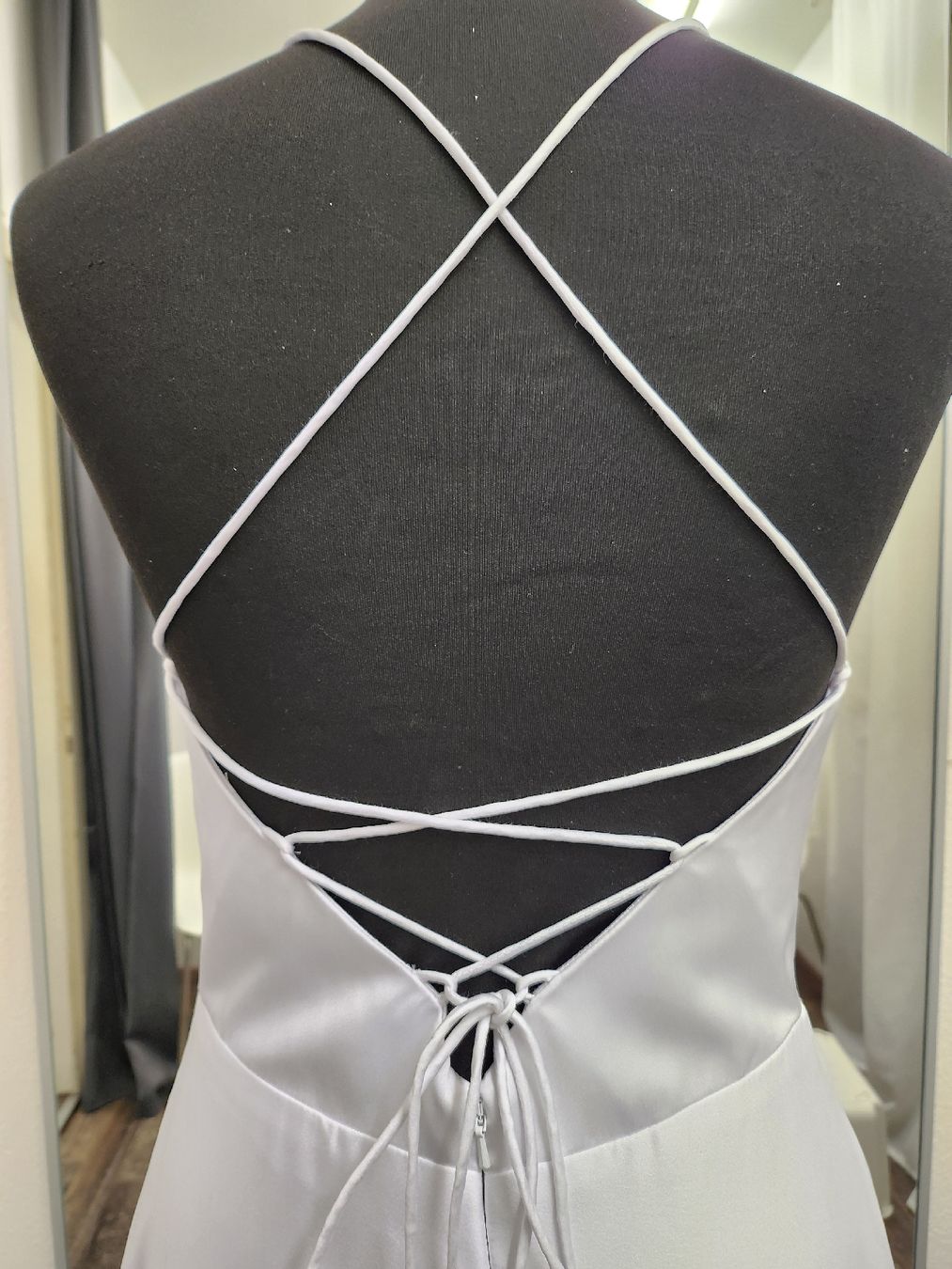 Kleider: Brautkleid weiss – Neu (gemäss Beschreibung) aus Uster von VMT. 3