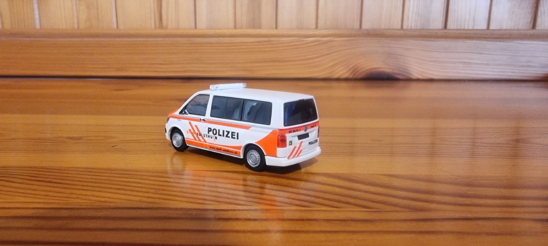 Rietze Modellini d'auto: VW T6 Stadtpolizei Solothurn 1:87 – Nuovo (secondo la descrizione) da Bettlach venduto da United83 1