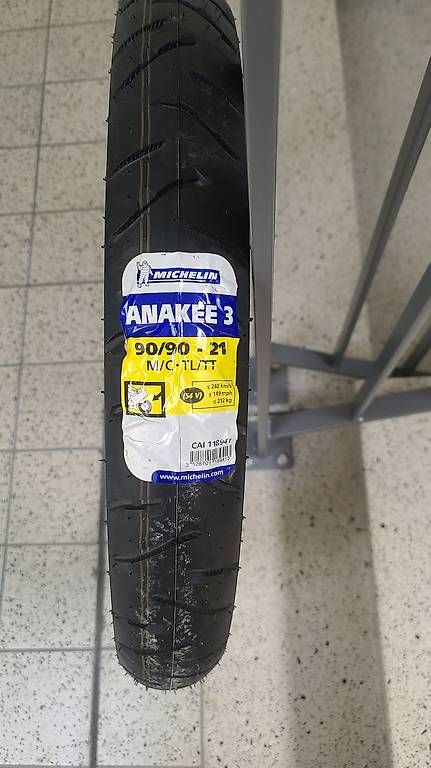 Pneumatici & Ruote complete: Michelin Anakee 3   90/90-21" – Usato da Steffisburg venduto da rtresch01