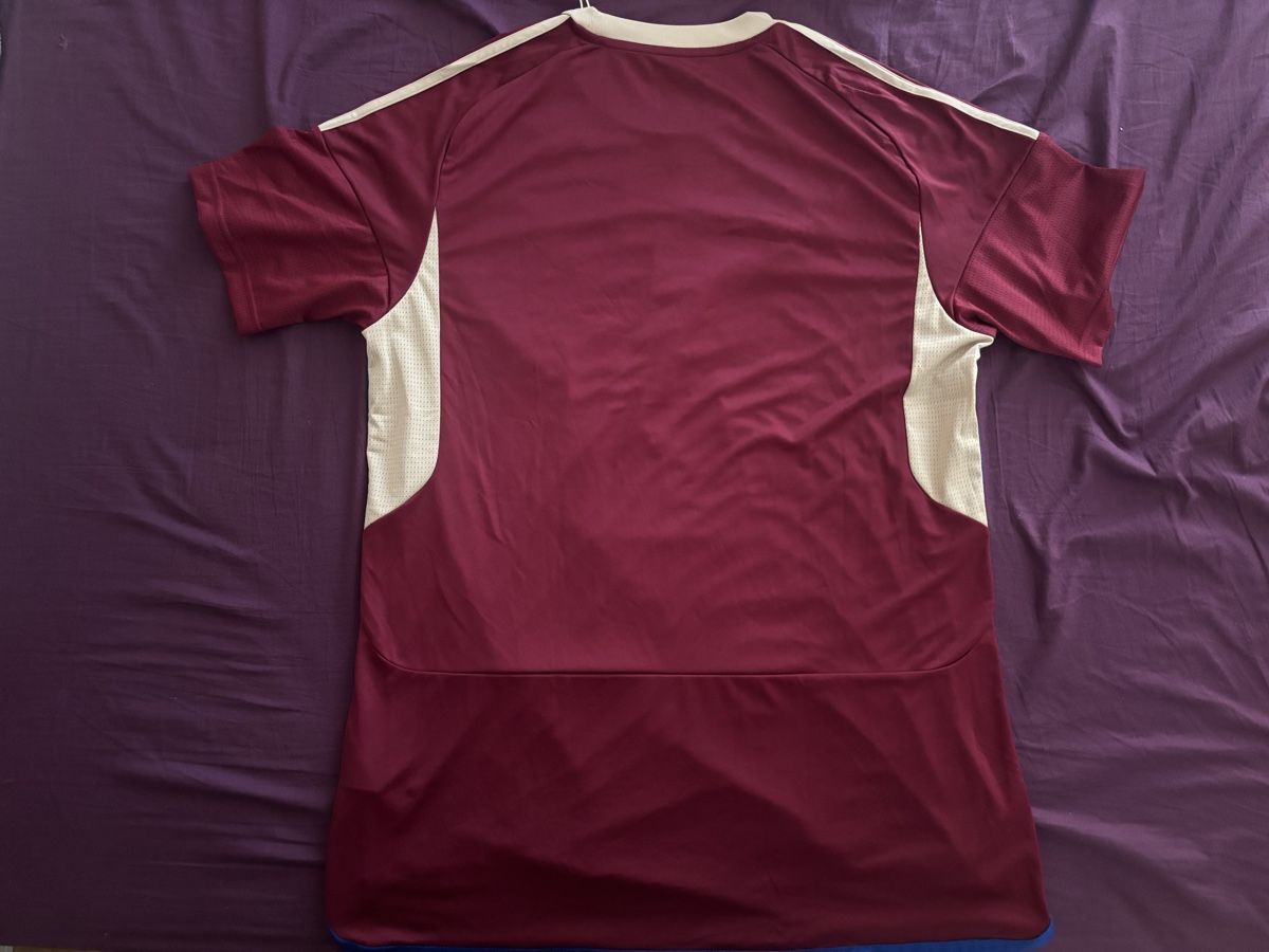 Adidas Canottiere & Pantaloni: Servette maillot  – Usato da Le Grand-Saconnex venduto da focamix 3