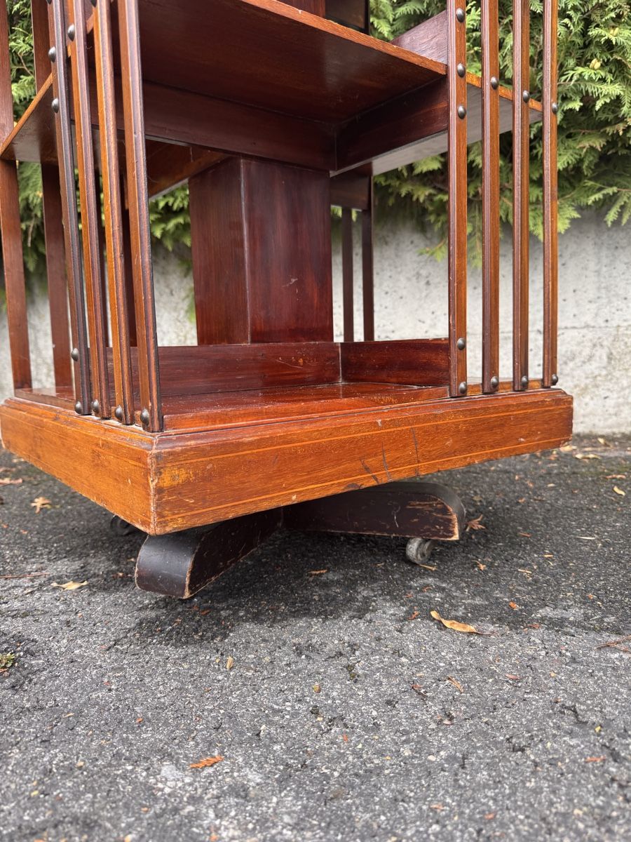 Scaffali: Ancienne bibliothèque tournante – Usato da Vésenaz venduto da Angela.C3 4