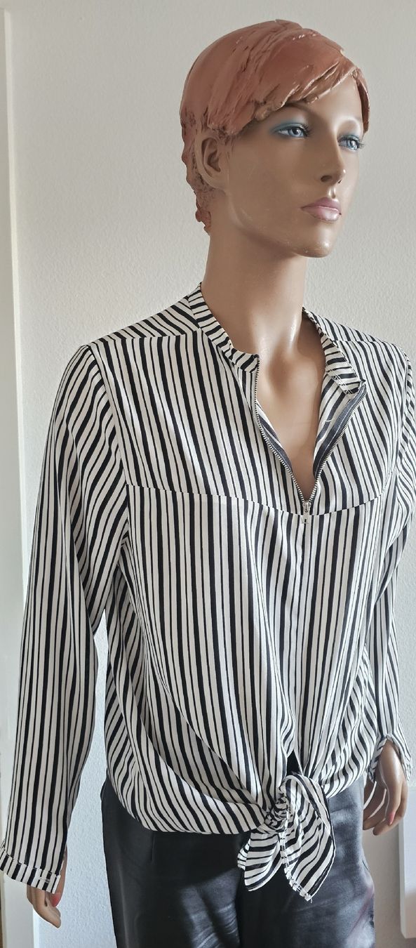 Primark Camicette: Schicke Bluse mit Streifenmuster, Gr. 46 Primark – Usato da Basel venduto da Mazzo84 1