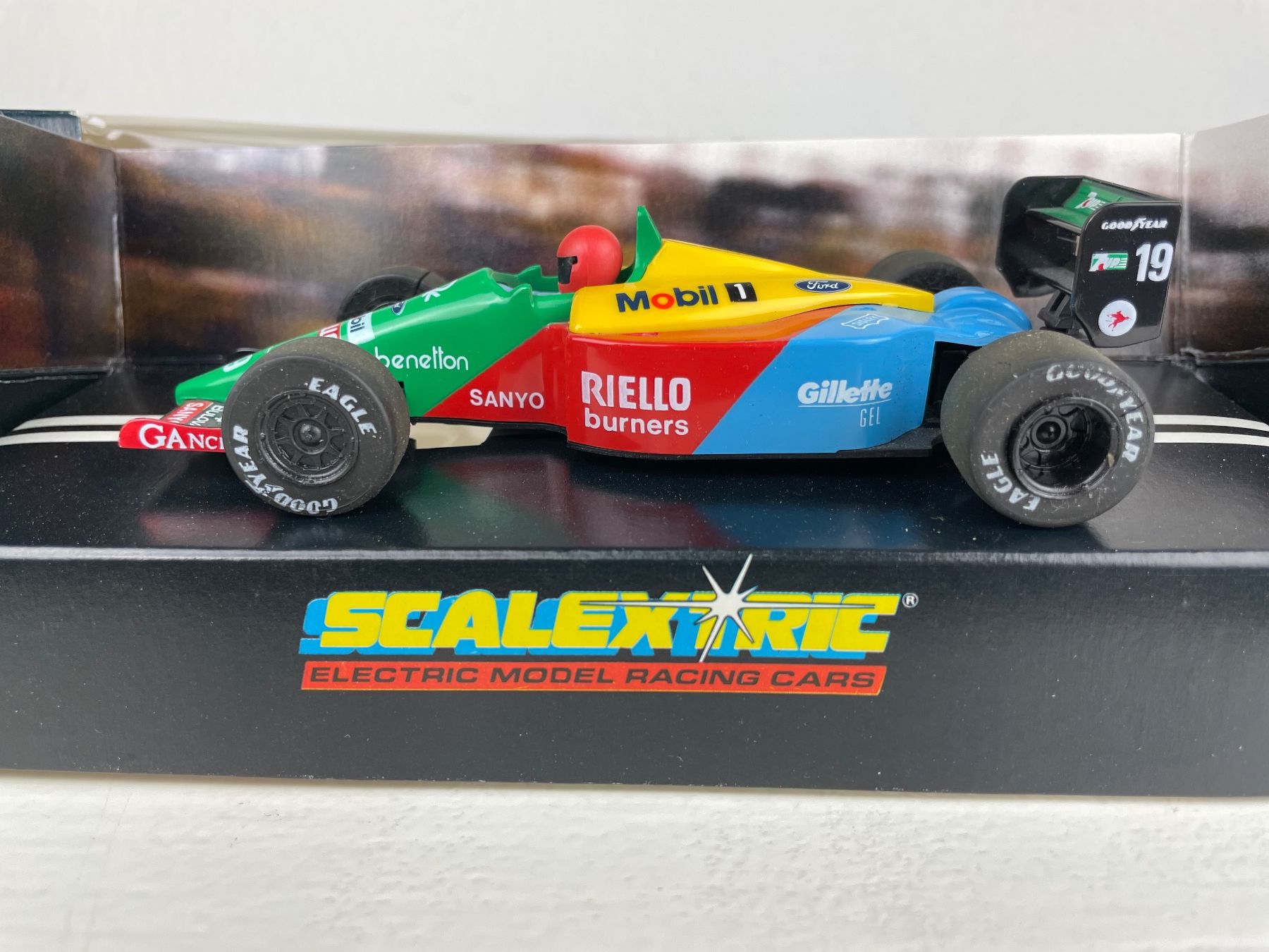 Carrera Circuits: Scalextric C461 Benetton F1 B189 #19 – Neuf (Voir description) à Genthod par lightyear63