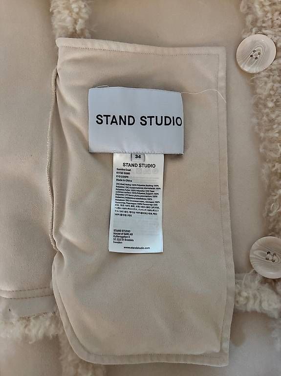 Cappotti: Lammfelloptik Stand Studio Mantel – Usato da Baar venduto da lor_bw72 2