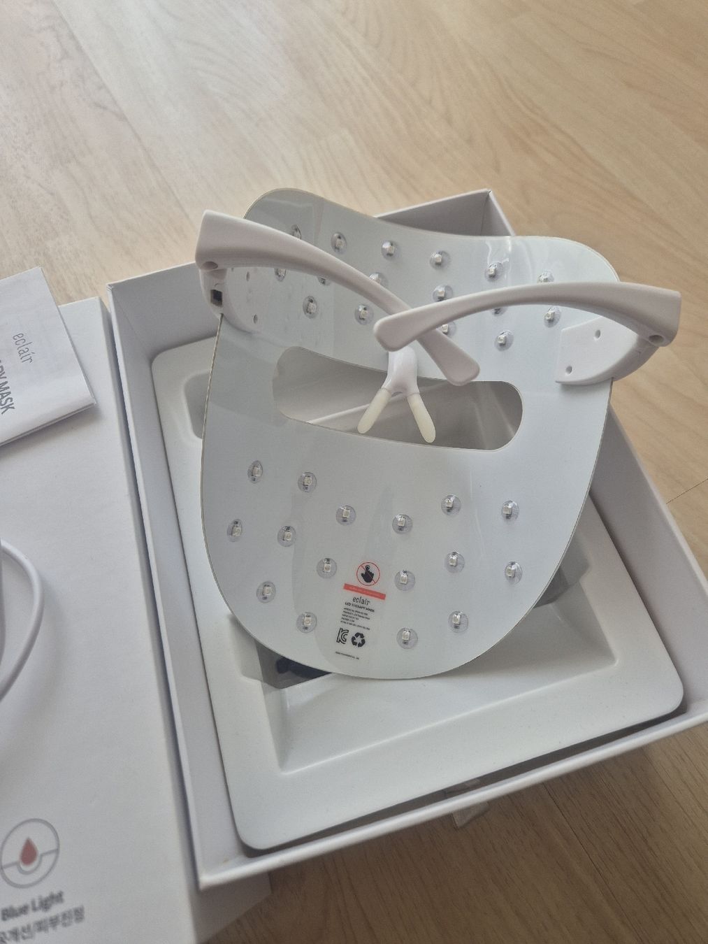 Visage & Oreilles: Eclair LEd Licht Maske – D'occasion à Eglisau par Accesoriesch 3
