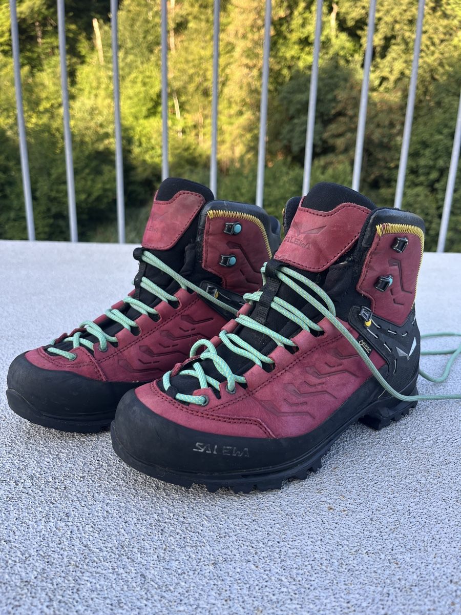 Salewa Scarpe da donna: Salewa Damen Wanderschuh – Usato da Effretikon venduto da Michelle.rthl