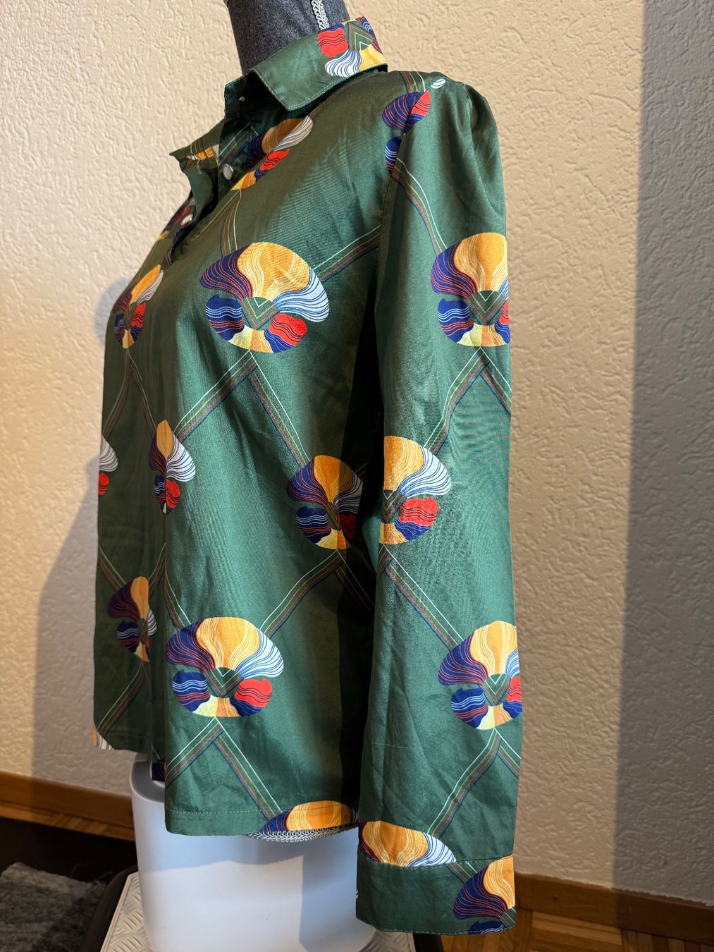 Camicette: Damen Bluse grün gemustert Gr S – Usato da Frenkendorf venduto da Style365 3