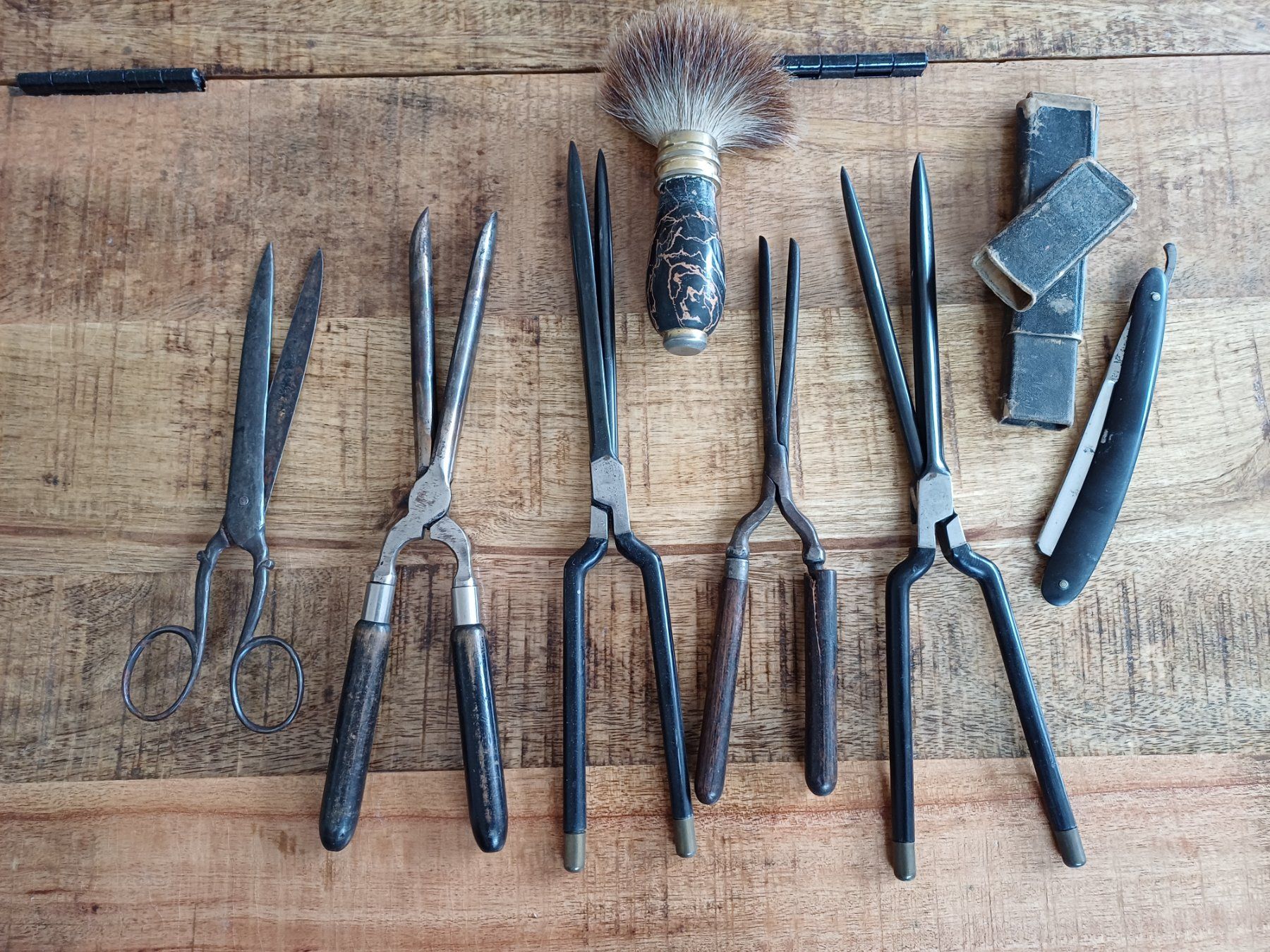 Tutti gli attrezzi: Coiffure Artikel – Usato da Gumefens venduto da eripe