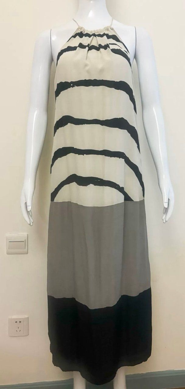 Vestiti: Kleid – Usato da Eglisau venduto da SAM240186