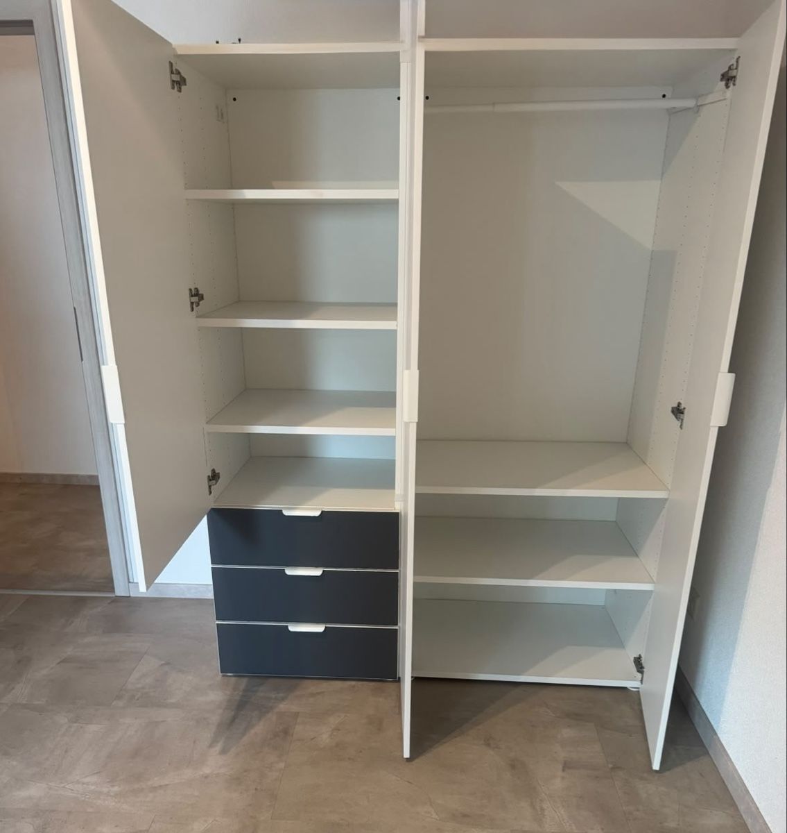 Ikea Armoires: Armoire de chambre – D'occasion à Le Noirmont par Thiwen-Ric 1