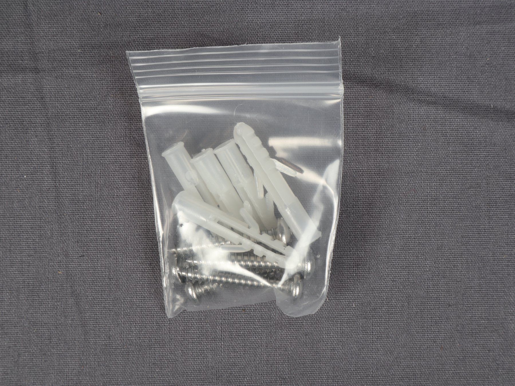 Sonstiges Elektromaterial: KABELMEISTER Wandhalterung mit Kabelhalterung typ2 – Neu (gemäss Beschreibung) aus Steinen von Restwert_Steinen 5
