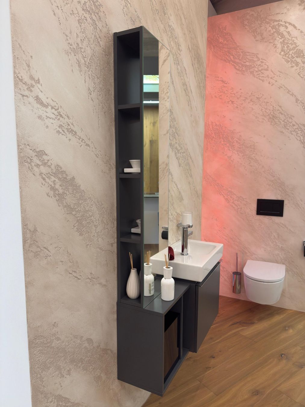 Geberit Mobili per bagno: Badmöbel Gästebad Geberit – Nuovo (secondo la descrizione) da Vaduz venduto da OHT_9490 1