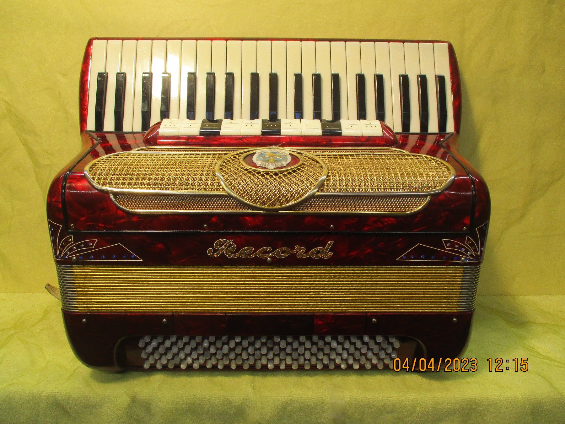 Strumenti musicali: Akkordeon Record Stradella IV – Usato da Jegenstorf venduto da Oktavio