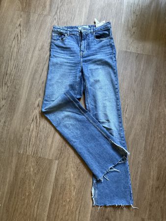 Damen Jeans Bershka blau Grösse 34 guter Zustand