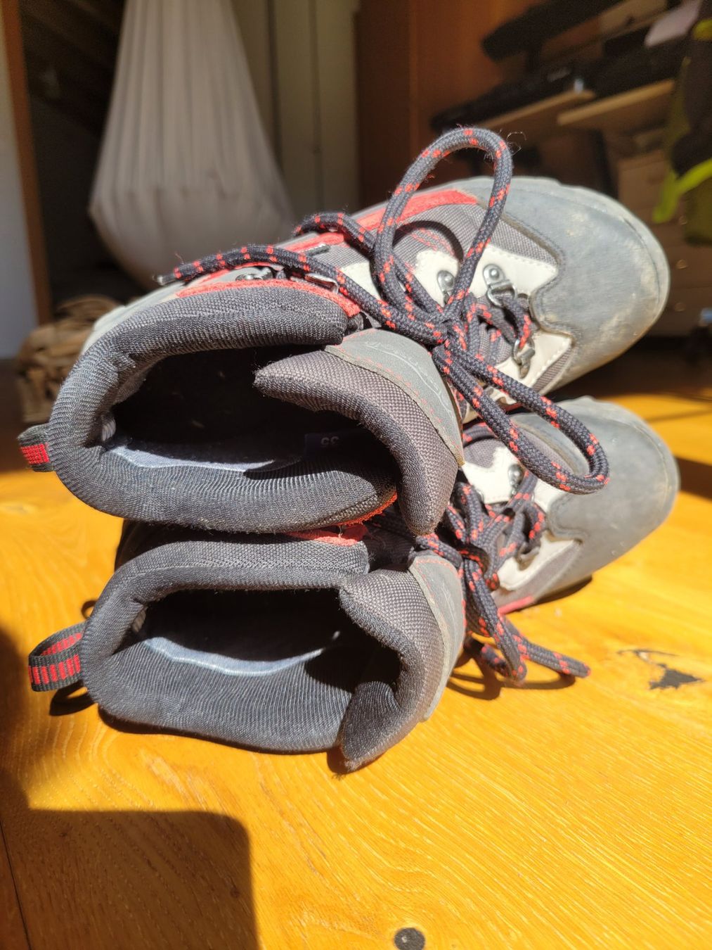 Scarpe per ragazzi: Weissenstein Wanderschuh Grösse 35 – Usato da Heiligkreuz (Mels) venduto da PascalWa 2
