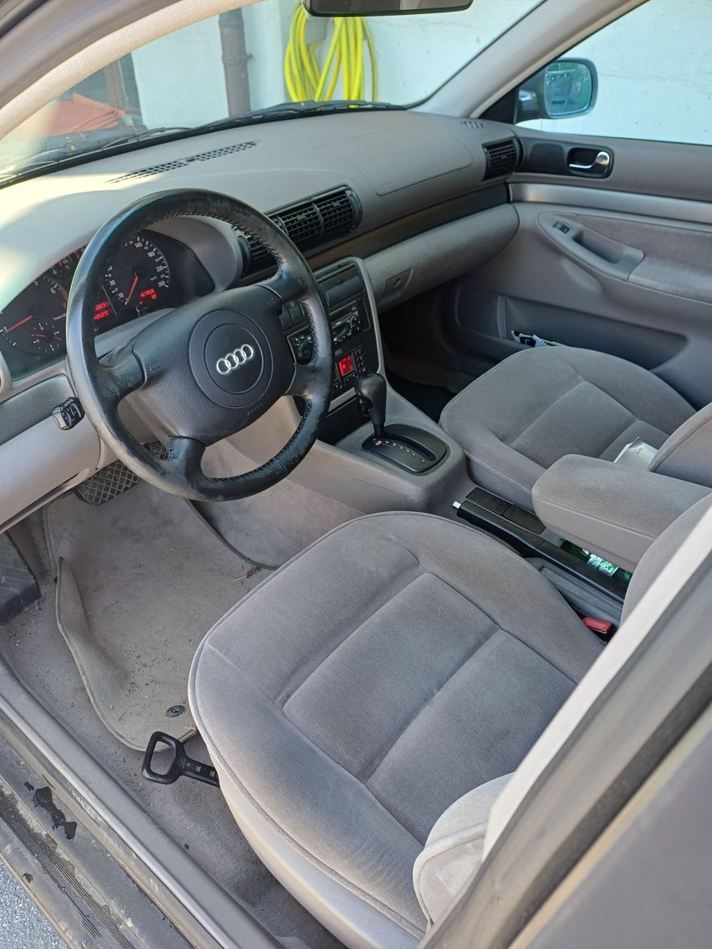Audi Autos: AUDI A4 – Defekt aus Sempach Station von Sachs77 5