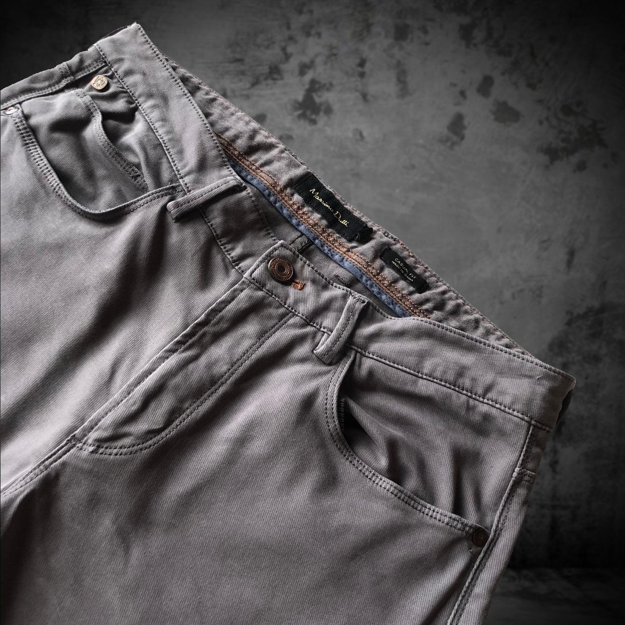 Massimo Dutti Hosen: Pants Massimo Dutti Grey Men 30 – Gebraucht aus Genève von ang_7j7j 2