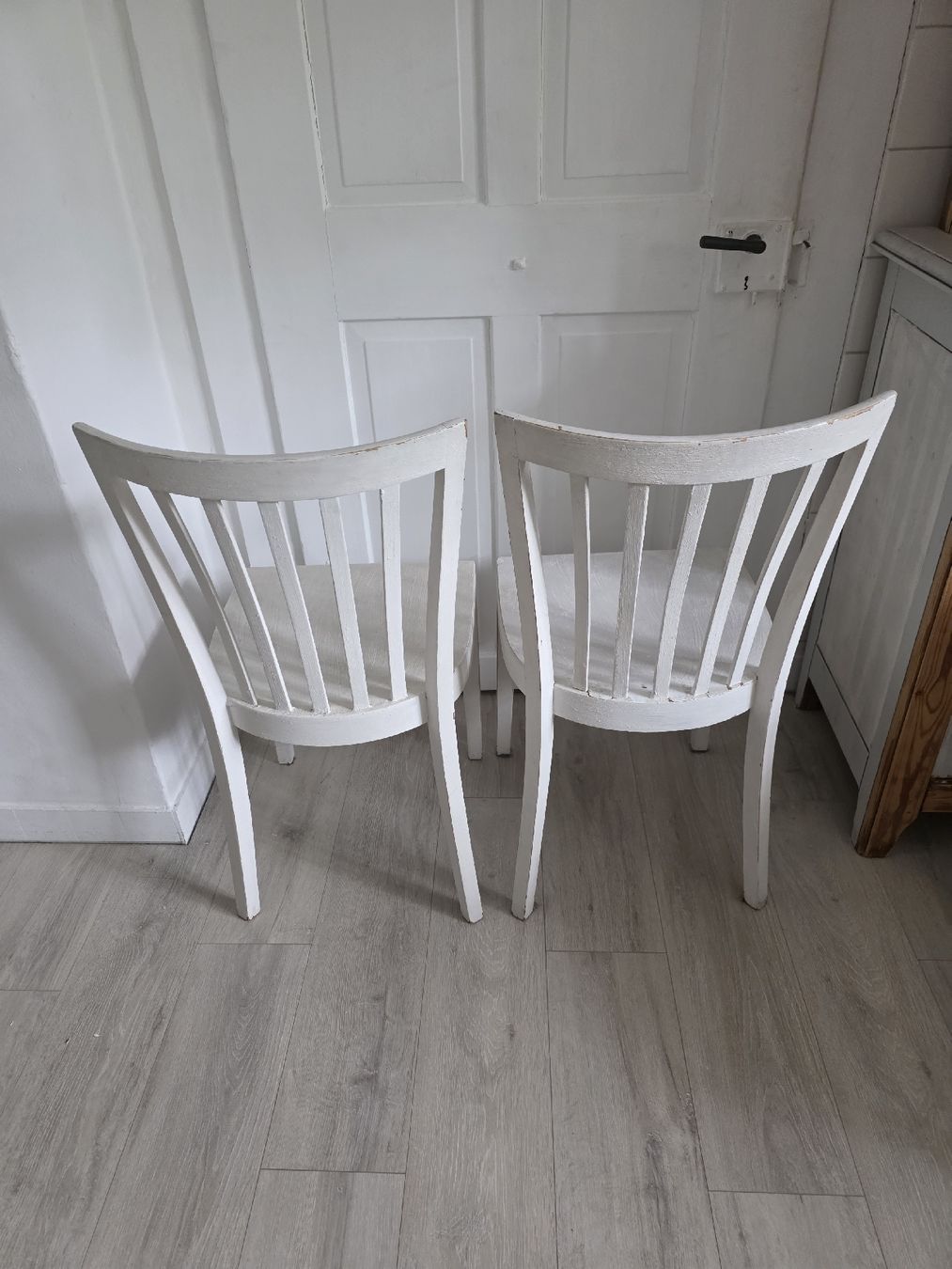Chaises: 2 Stühle weiss Shabby Chic – D'occasion à Wigoltingen par Zuckerfee84 2