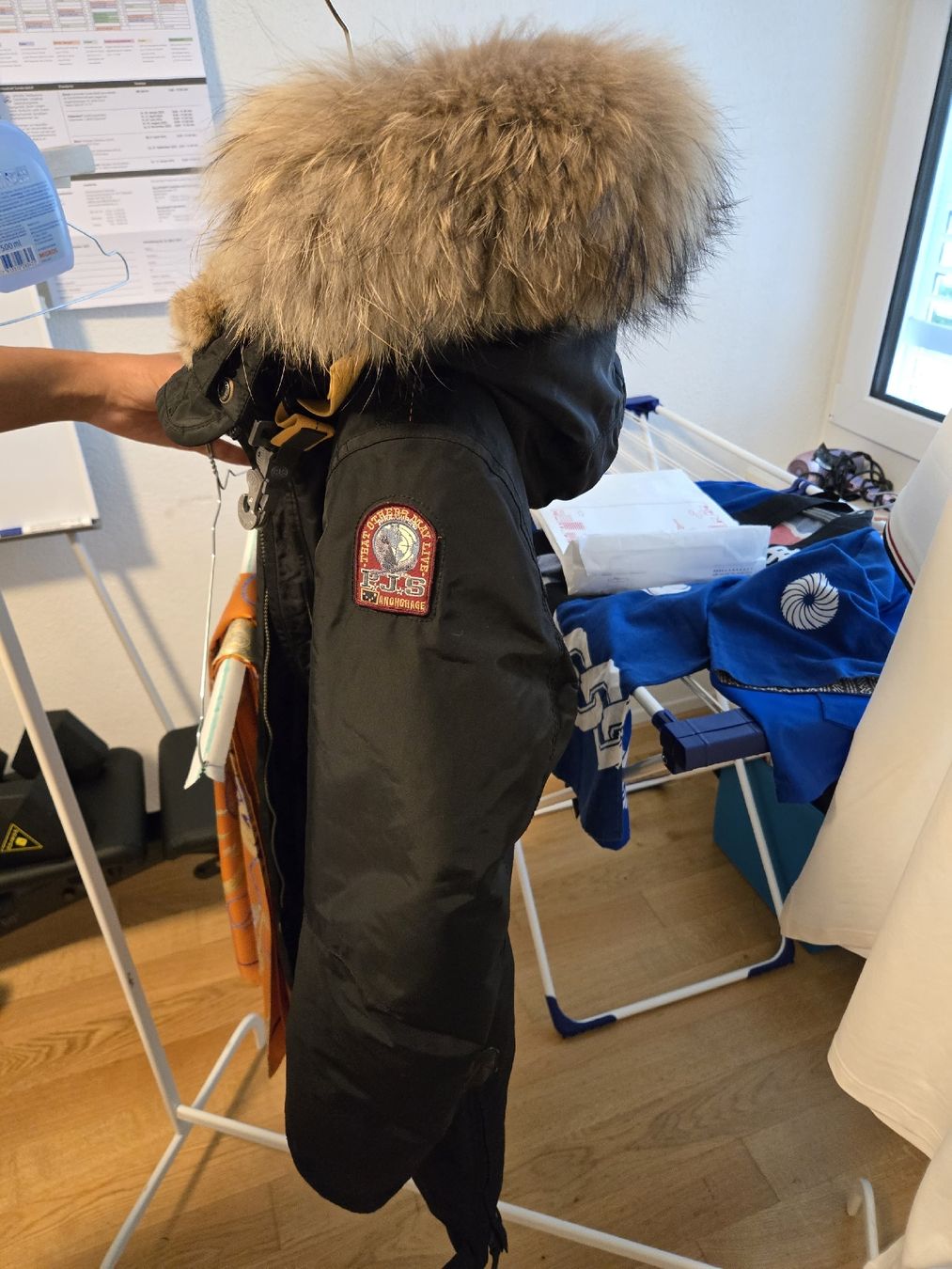 Parajumpers Jacken: Parajumpers Anchorage Winter Jacket Size S, great condition – Gebraucht aus Fällanden von noa_mh8y 5