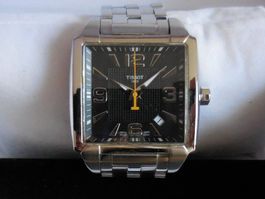 TISSOT QUADRATO quarz schwarz