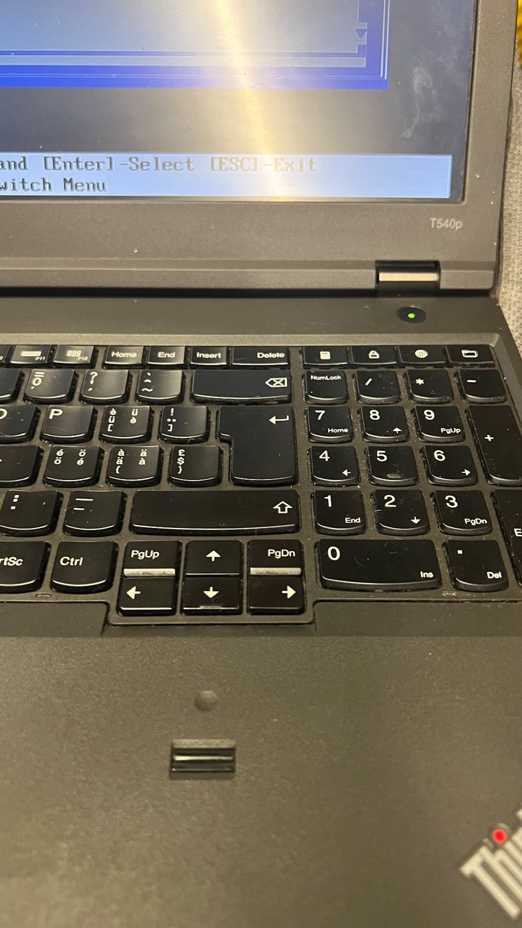 Lenovo Notebook: Lenovo Thinkpad T540p, Intel i5, BIOS gesperrt – Difettoso da Zürich venduto da Gianni