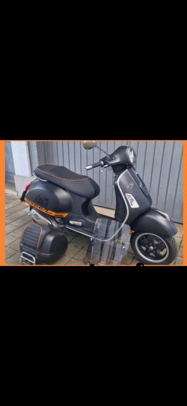 Vespa Scooter: Vespa GTS Super 300 – Usato da Bad Zurzach venduto da nic_mwq7